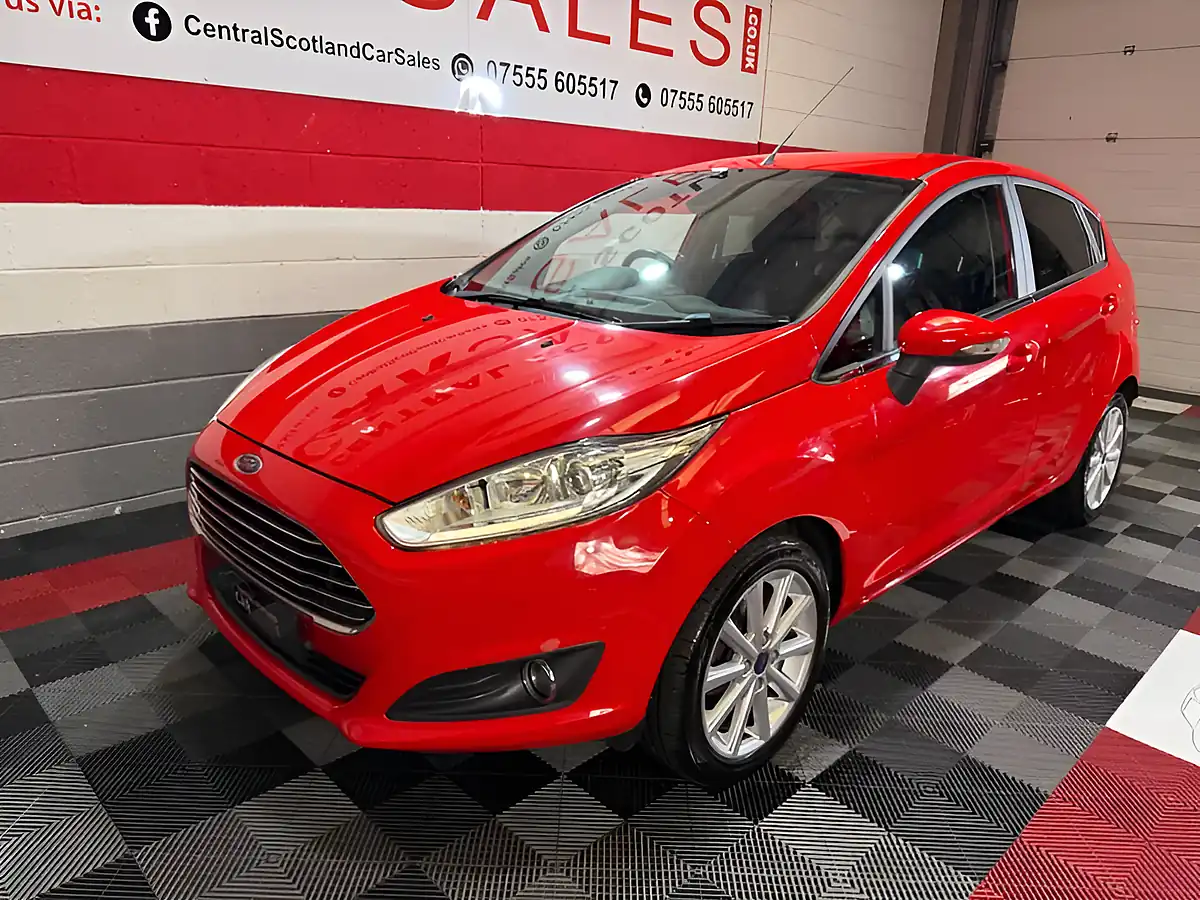 Used 2017 Ford Fiesta Titanium Red - Interior and Exterior details 11