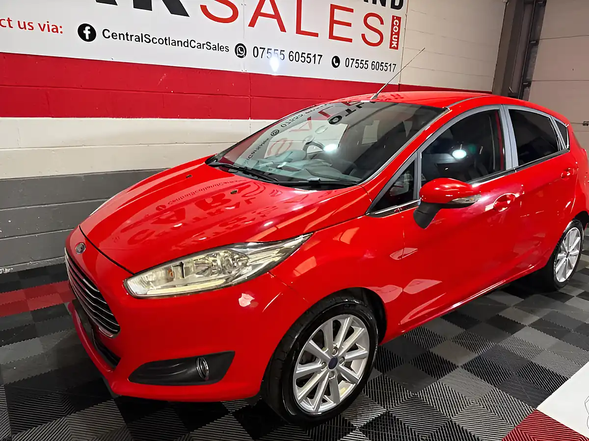Used 2017 Ford Fiesta Titanium Red - Interior and Exterior details 12