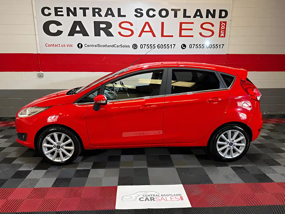 Used 2017 Ford Fiesta Titanium Red - Interior and Exterior details 3