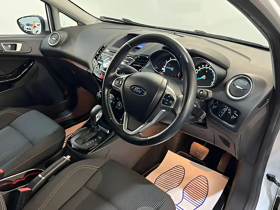 Used 2017 Ford Fiesta Titanium White - Interior and Exterior details 12