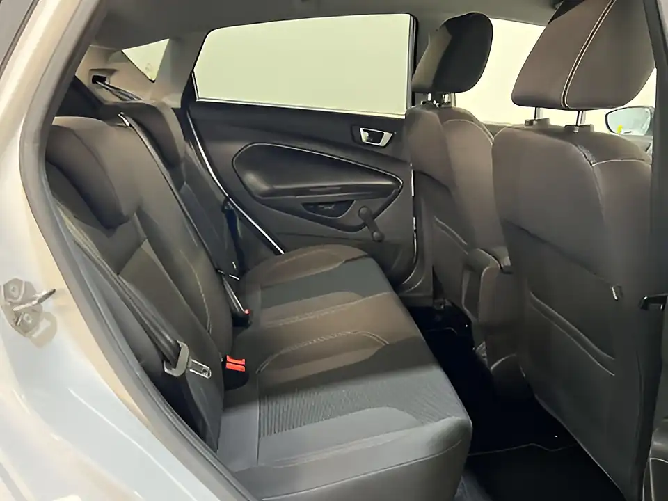 Used 2017 Ford Fiesta Titanium White - Interior and Exterior details 17