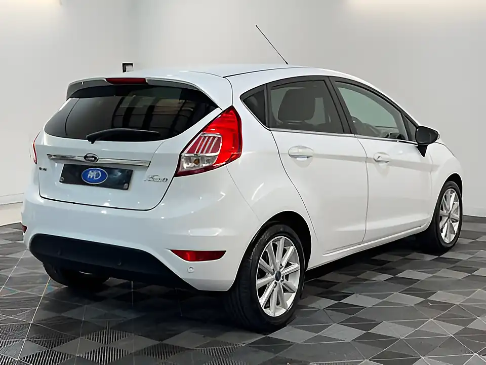 Used 2017 Ford Fiesta Titanium White - Interior and Exterior details 4