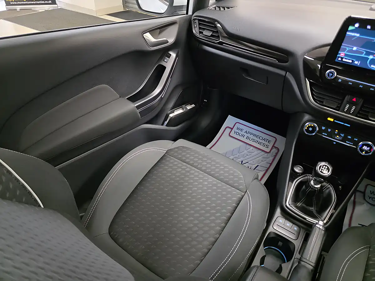 Used 2017 Ford Fiesta Titanium White - Interior and Exterior details 9