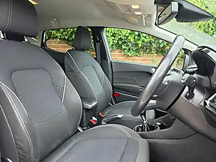 Used 2017 Ford Fiesta Titanium White - Interior and Exterior details 11