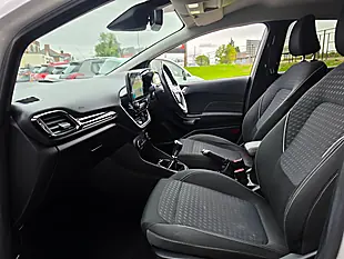Used 2017 Ford Fiesta Titanium White - Interior and Exterior details 13