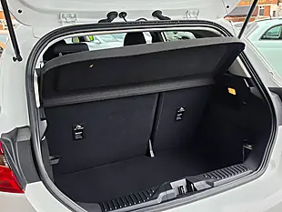 Used 2017 Ford Fiesta Titanium White - Interior and Exterior details 15
