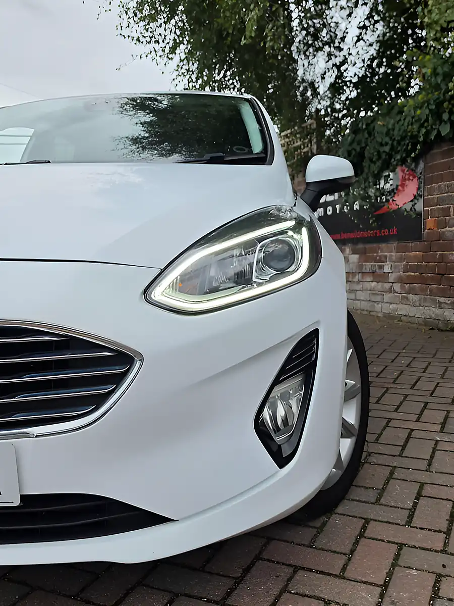 Used 2017 Ford Fiesta Titanium White - Interior and Exterior details 7