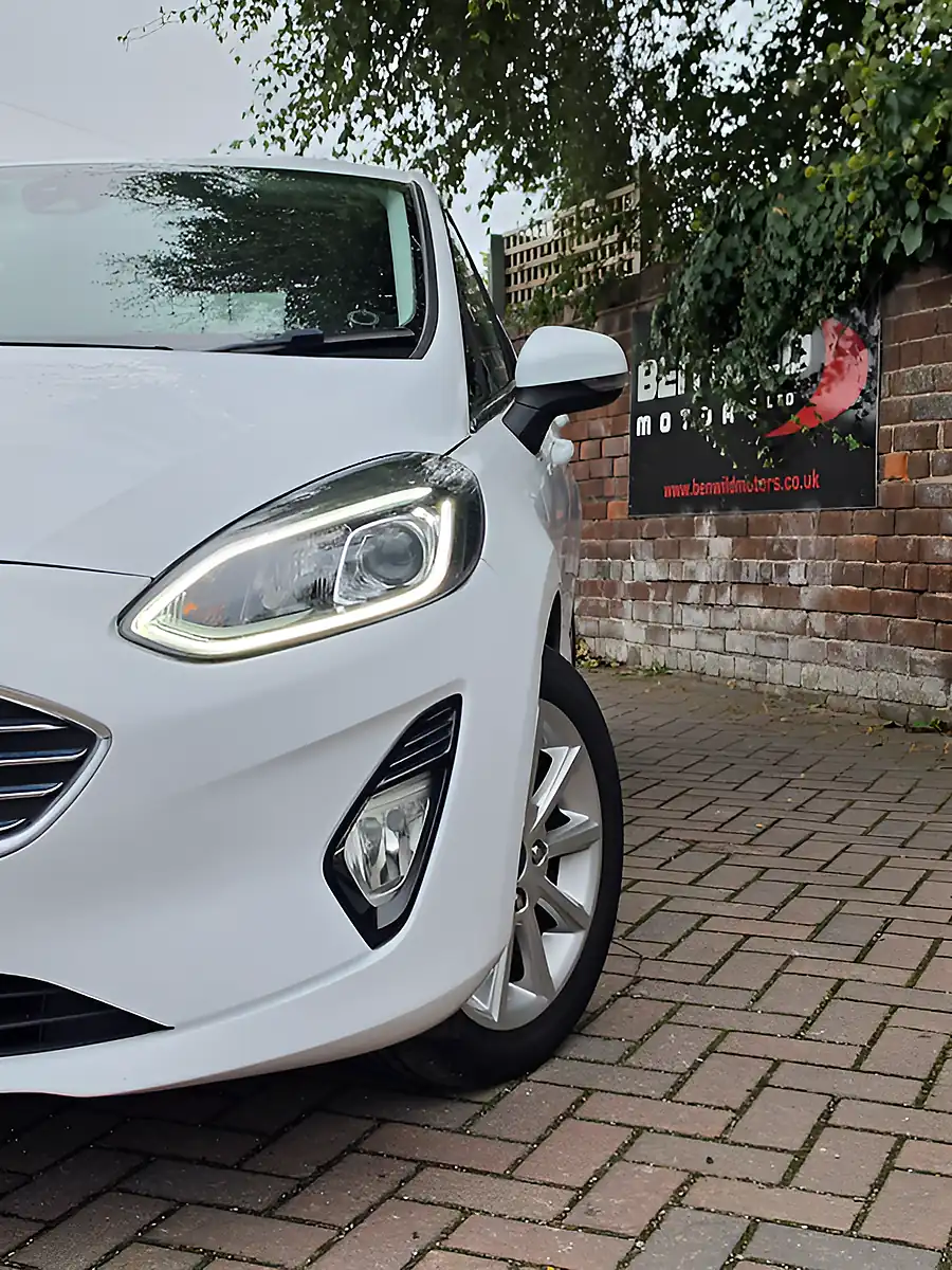Used 2017 Ford Fiesta Titanium White - Interior and Exterior details 8
