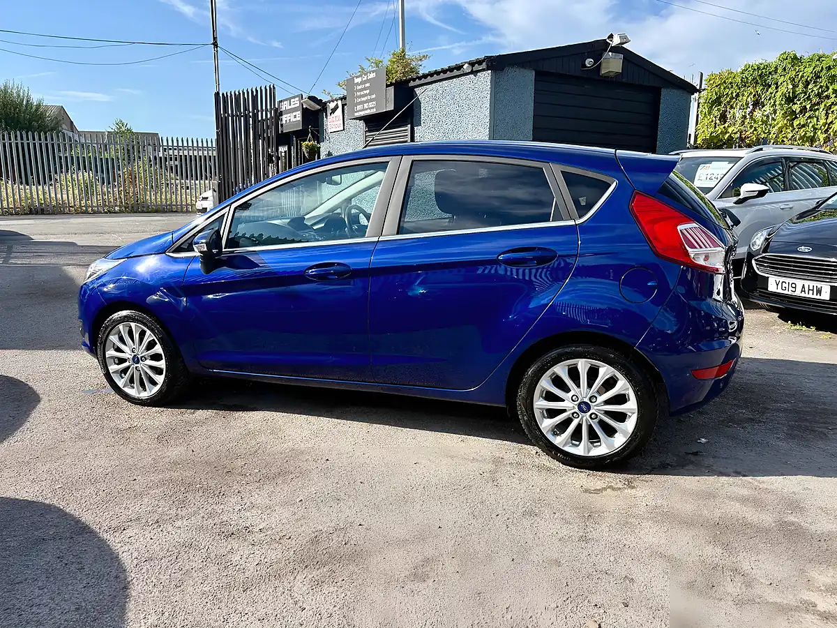 Used 2017 Ford Fiesta Titanium X Deep Impact Blue - Interior and Exterior details 5