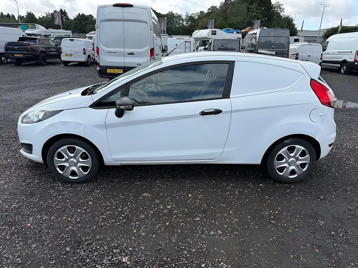 Used 2017 Ford Fiesta Van Panel Van White - Interior and Exterior details 4
