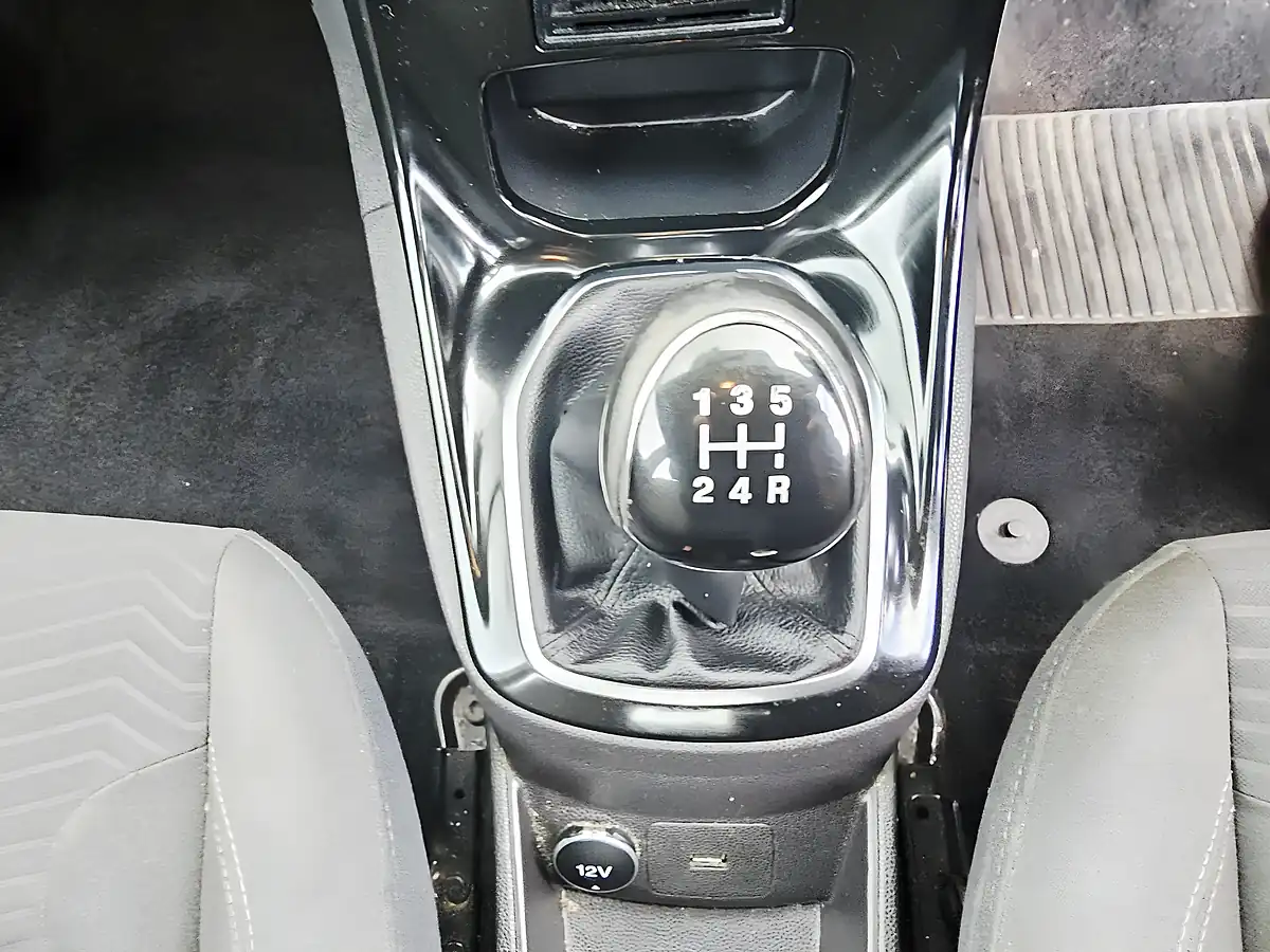 Used 2017 Ford Fiesta Zetec Black - Interior and Exterior details 10