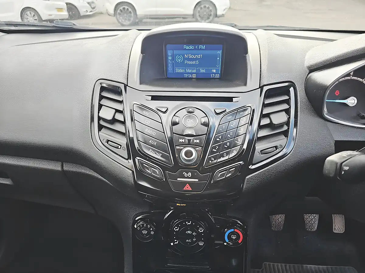 Used 2017 Ford Fiesta Zetec Black - Interior and Exterior details 11