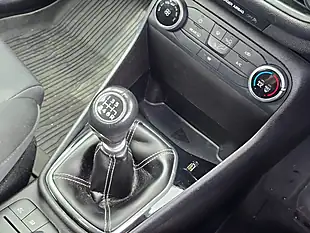 Used 2017 Ford Fiesta Zetec Black - Interior and Exterior details 11