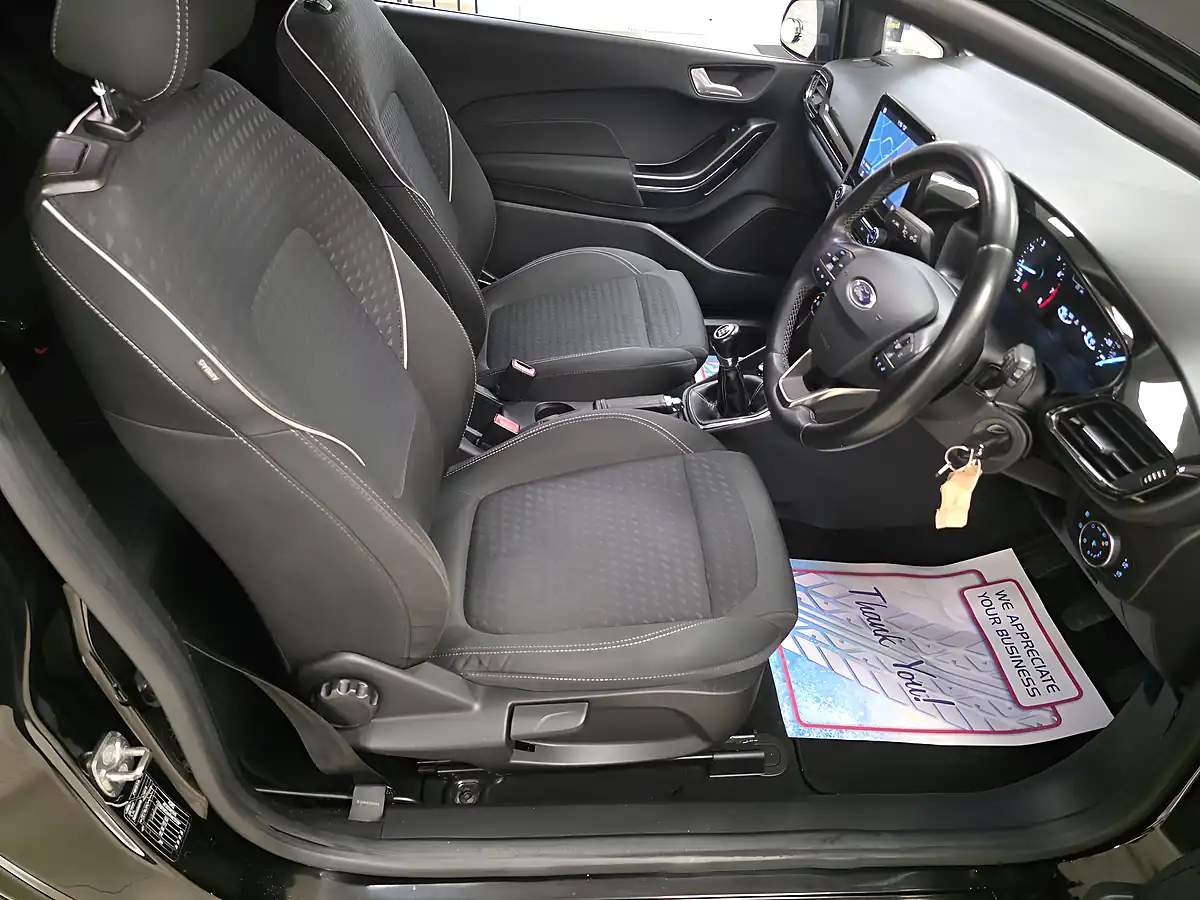 Used 2017 Ford Fiesta Zetec Black - Interior and Exterior details 11