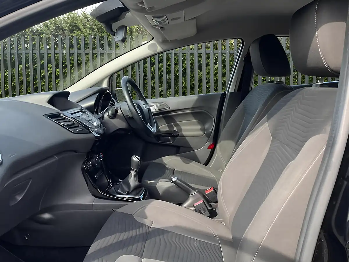 Used 2017 Ford Fiesta Zetec Black - Interior and Exterior details 16