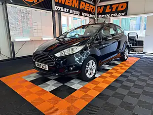 Used 2017 Ford Fiesta Zetec Black - Interior and Exterior details 3