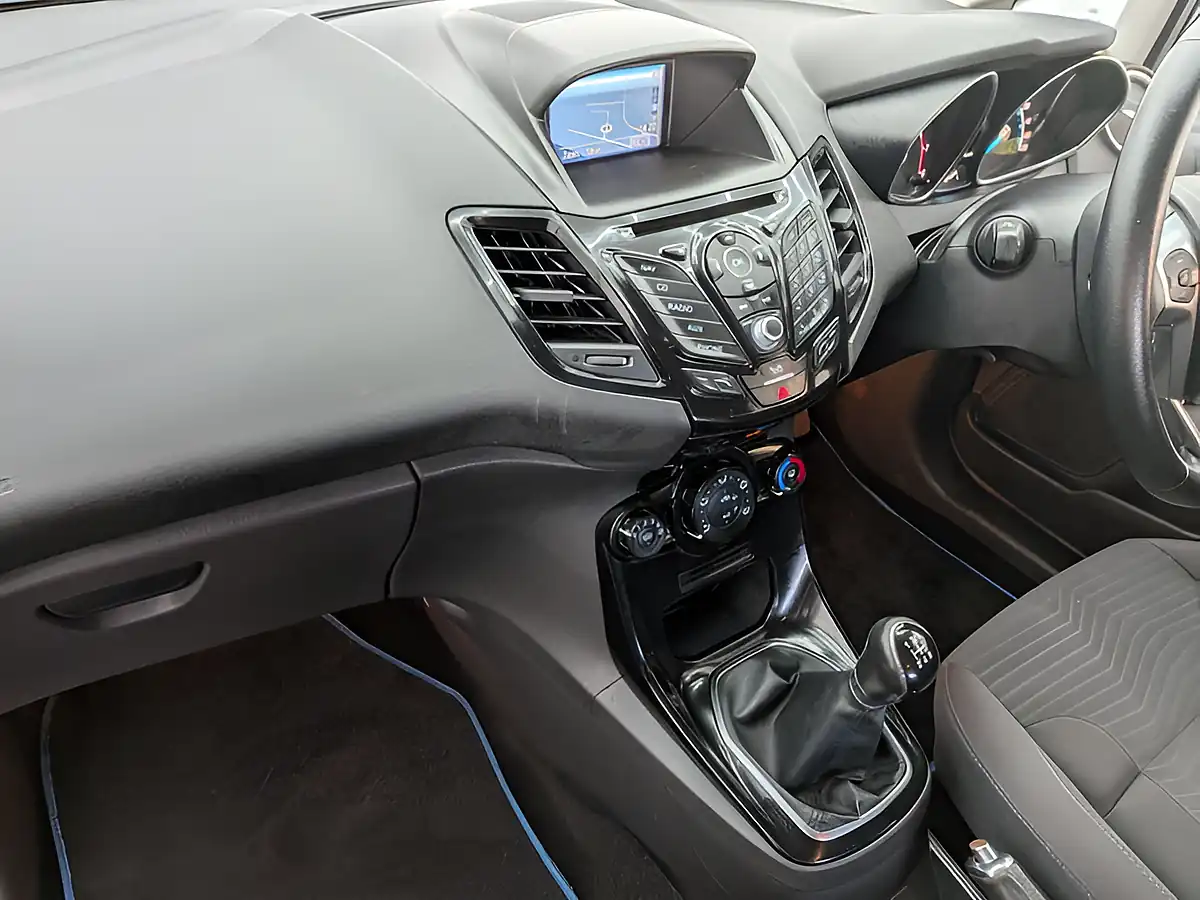 Used 2017 Ford Fiesta Zetec Black - Interior and Exterior details 17