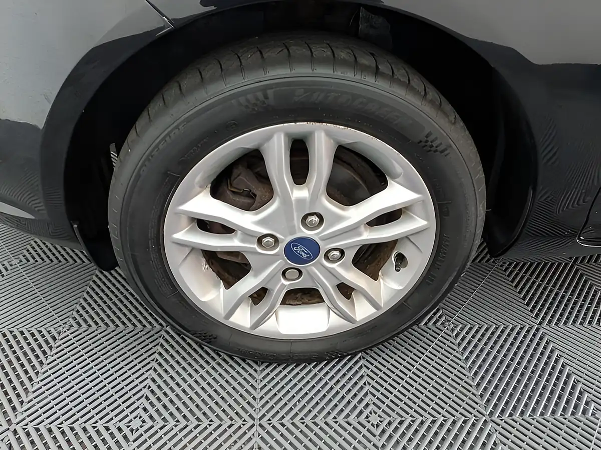 Used 2017 Ford Fiesta Zetec Black - Interior and Exterior details 18