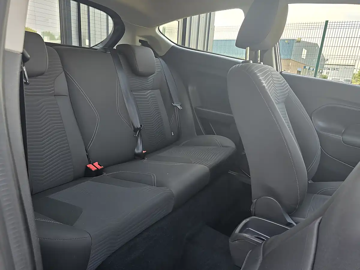 Used 2017 Ford Fiesta Zetec Black - Interior and Exterior details 15
