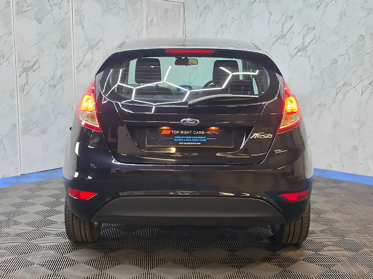 Used 2017 Ford Fiesta Zetec Black - Interior and Exterior details 6