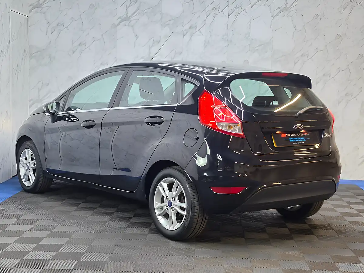Used 2017 Ford Fiesta Zetec Black - Interior and Exterior details 7