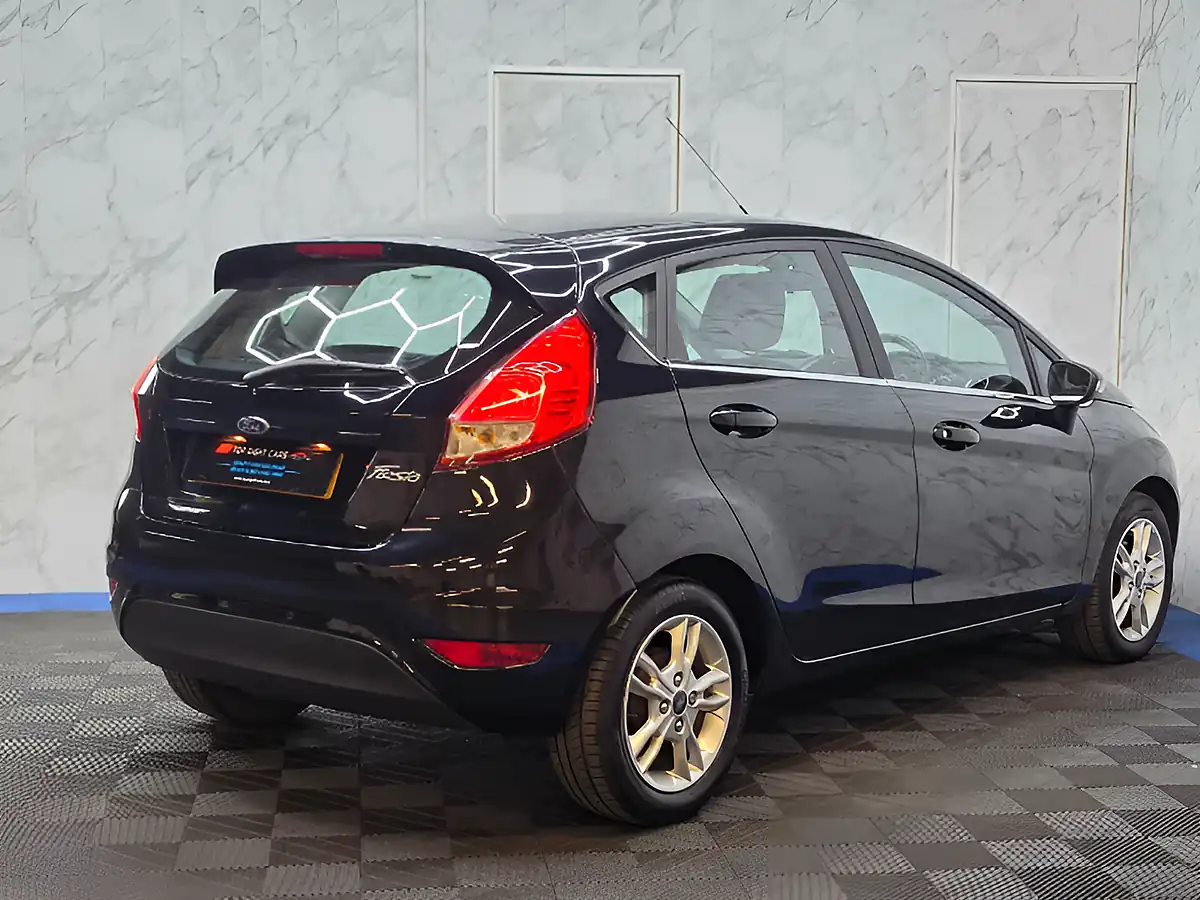 Used 2017 Ford Fiesta Zetec Black - Interior and Exterior details 9
