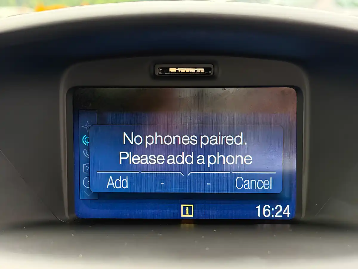 Used 2017 Ford Fiesta Zetec Black - Interior and Exterior details 16