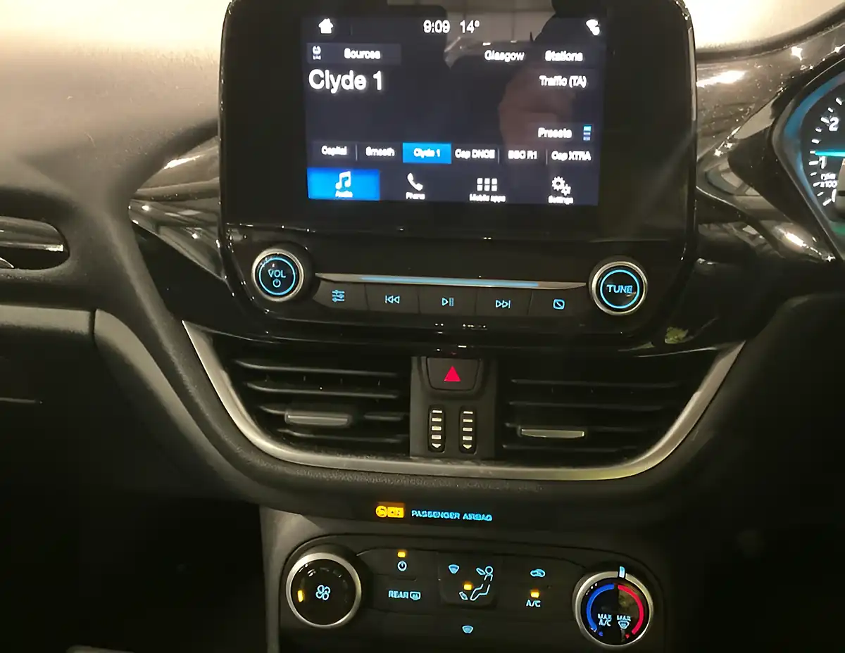 Used 2017 Ford Fiesta Zetec Black - Interior and Exterior details 12