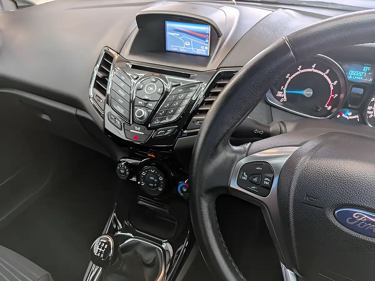 Used 2017 Ford Fiesta Zetec Blue - Interior and Exterior details 10