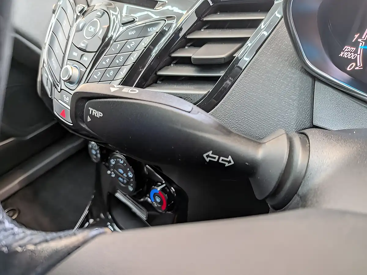 Used 2017 Ford Fiesta Zetec Blue - Interior and Exterior details 12
