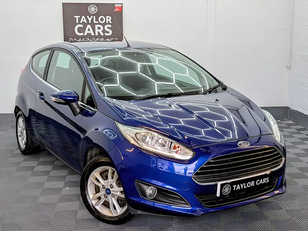 Used 2017 Ford Fiesta Zetec Blue - Interior and Exterior details 3