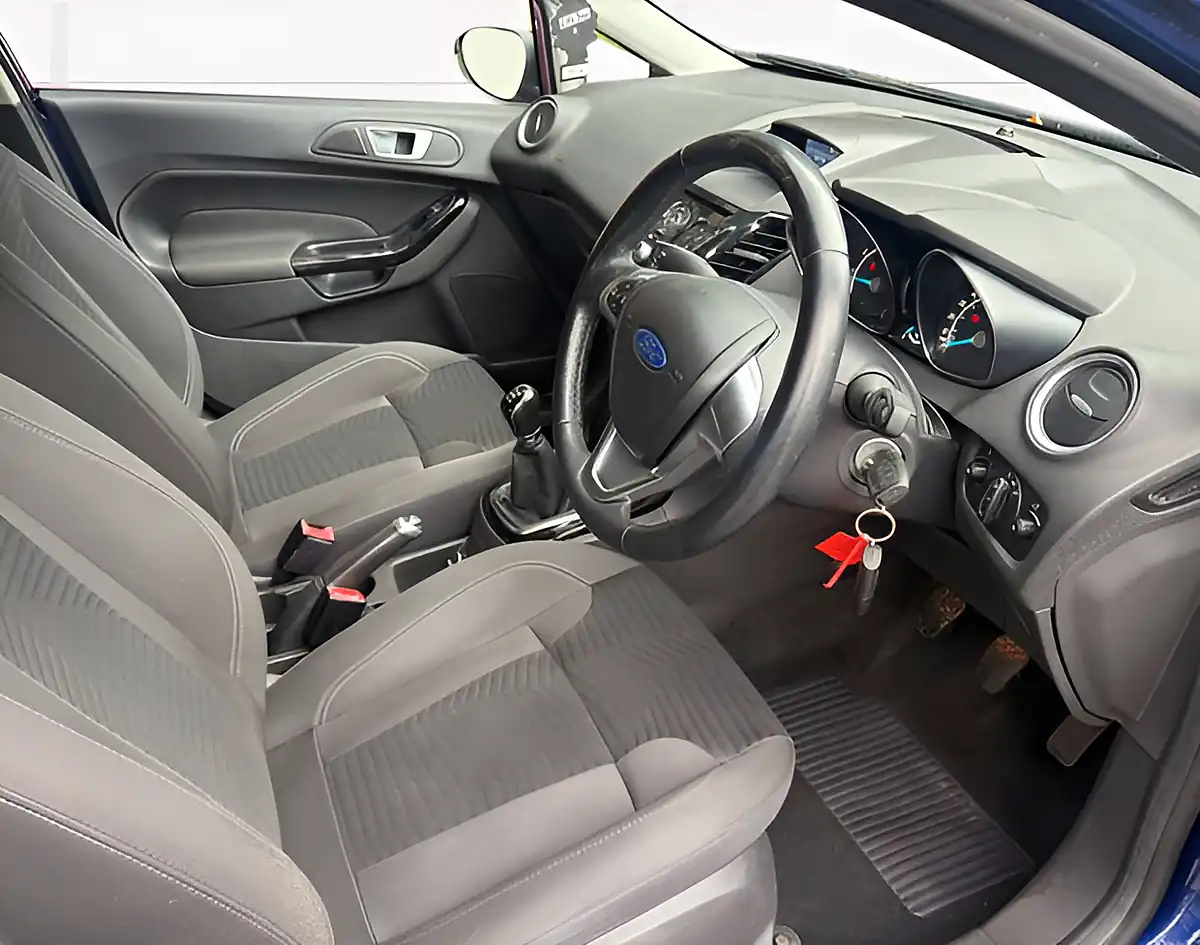 Used 2017 Ford Fiesta Zetec Blue - Interior and Exterior details 10