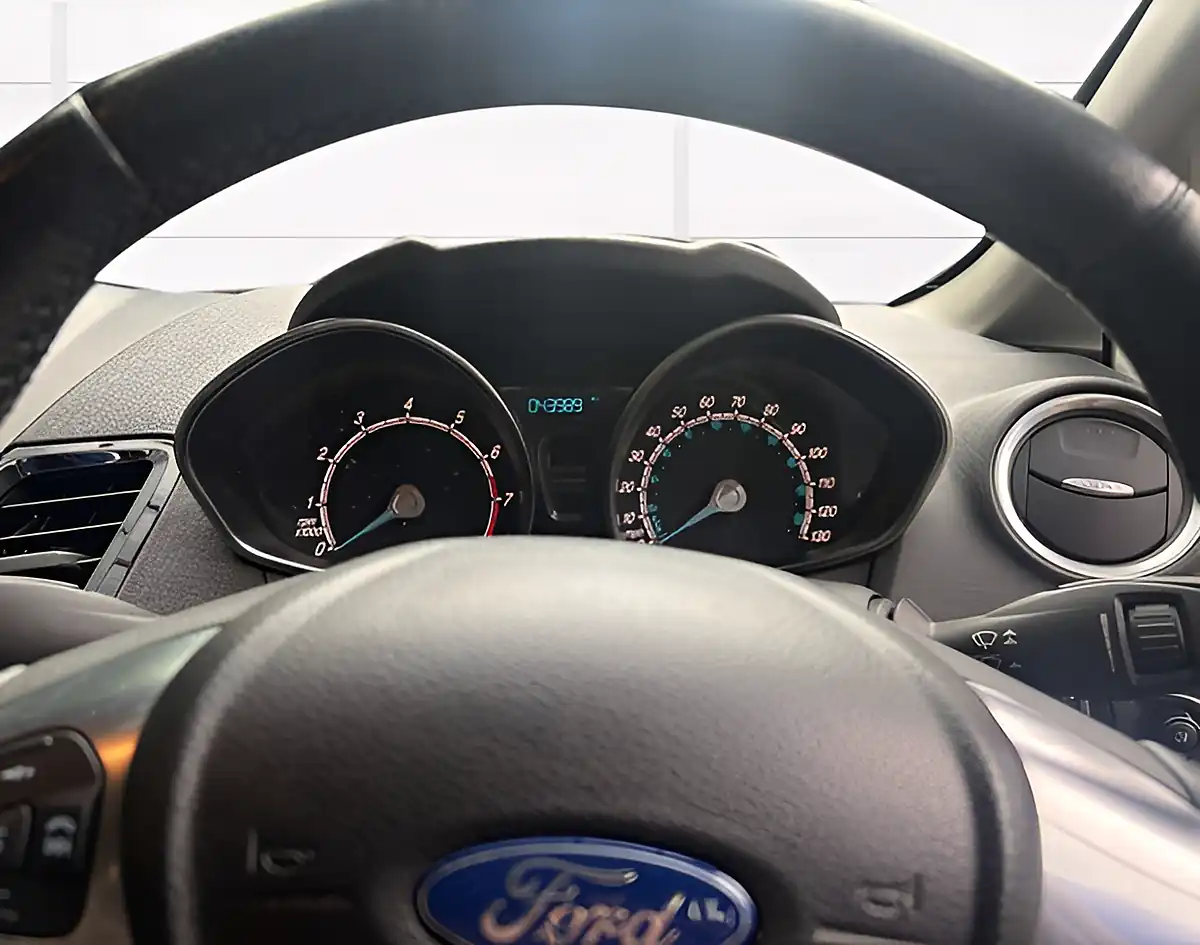 Used 2017 Ford Fiesta Zetec Blue - Interior and Exterior details 11