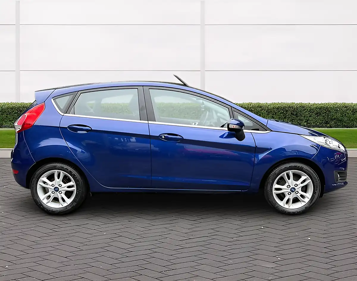 Used 2017 Ford Fiesta Zetec Blue - Interior and Exterior details 2