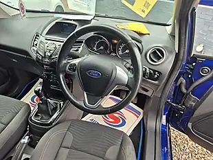 Used 2017 Ford Fiesta Zetec Blue - Interior and Exterior details 10