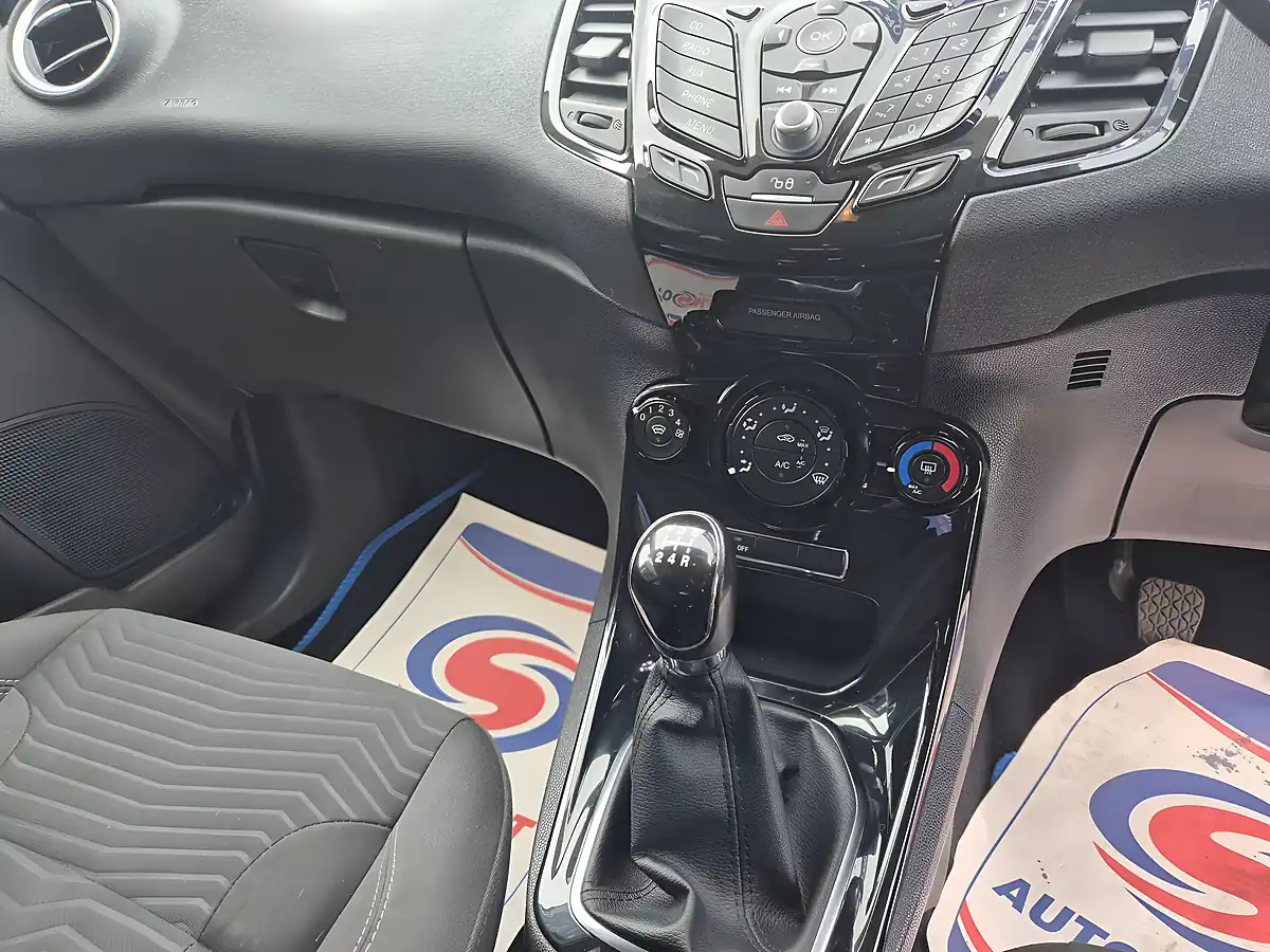 Used 2017 Ford Fiesta Zetec Blue - Interior and Exterior details 15