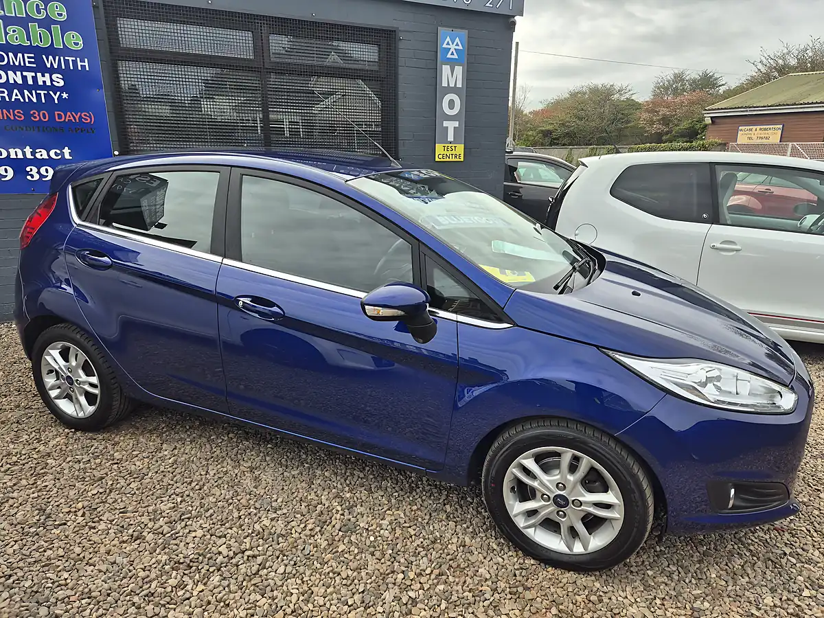 Used 2017 Ford Fiesta Zetec Blue - Interior and Exterior details 3