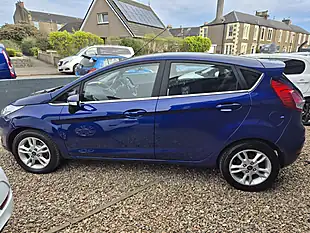 Used 2017 Ford Fiesta Zetec Blue - Interior and Exterior details 5