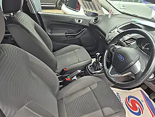 Used 2017 Ford Fiesta Zetec Blue - Interior and Exterior details 9