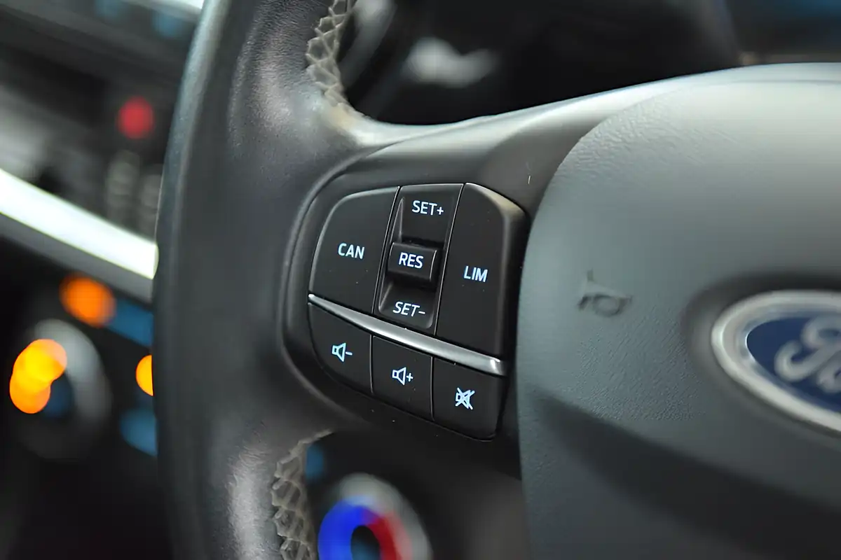 Used 2017 Ford Fiesta Zetec Blue - Interior and Exterior details 10