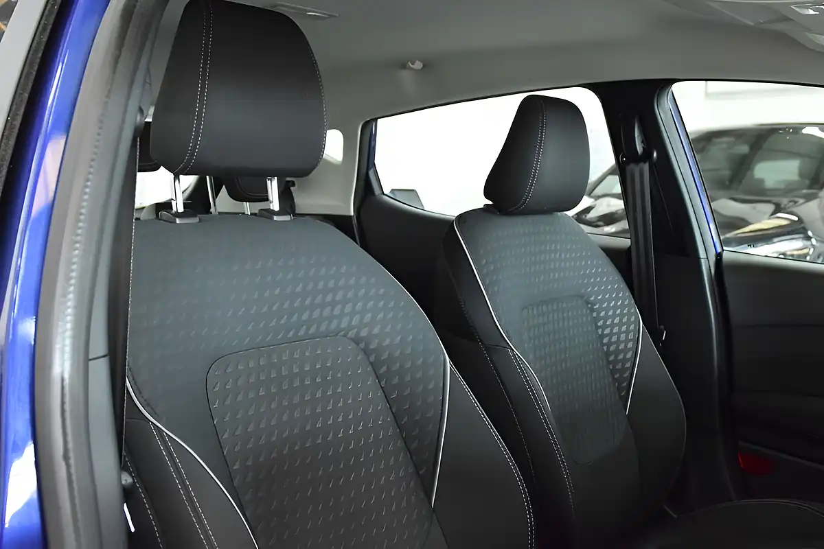 Used 2017 Ford Fiesta Zetec Blue - Interior and Exterior details 14