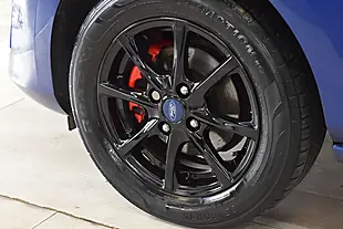 Used 2017 Ford Fiesta Zetec Blue - Interior and Exterior details 7