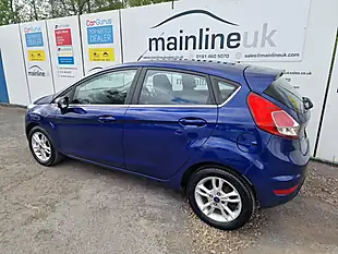 Used 2017 Ford Fiesta Zetec Blue - Interior and Exterior details 11