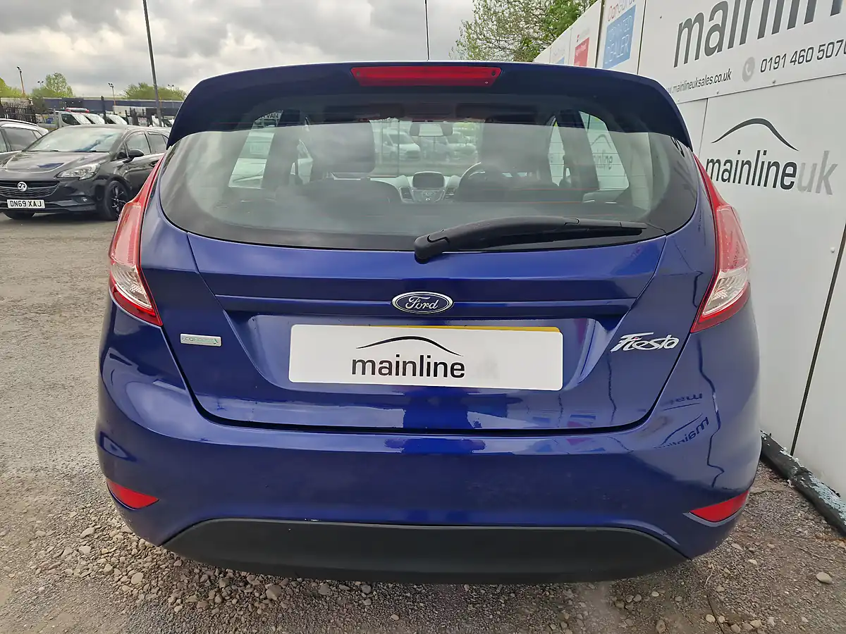 Used 2017 Ford Fiesta Zetec Blue - Interior and Exterior details 12