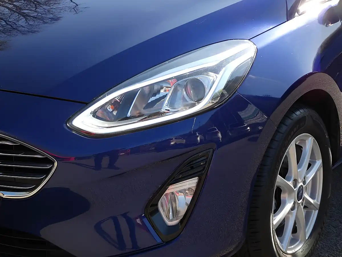 Used 2017 Ford Fiesta Zetec Deep Impact Blue Metallic - Interior and Exterior details 9