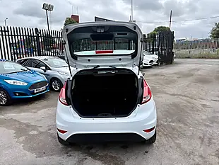 Used 2017 Ford Fiesta Zetec Frozen White - Interior and Exterior details 15
