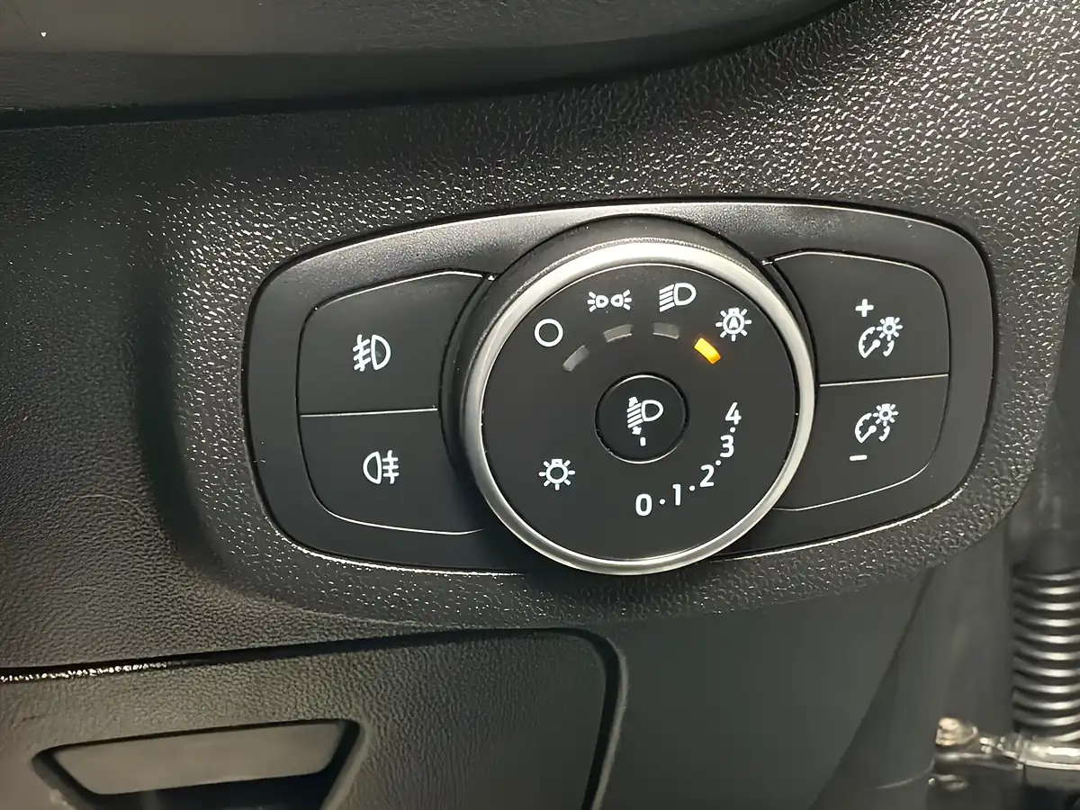 Used 2017 Ford Fiesta Zetec Grey - Interior and Exterior details 18