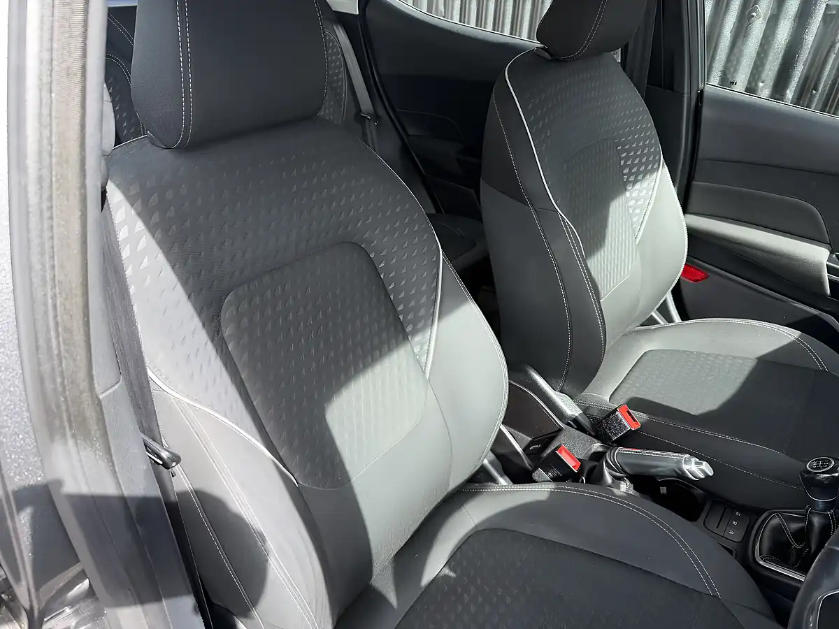 Used 2017 Ford Fiesta Zetec Grey - Interior and Exterior details 12