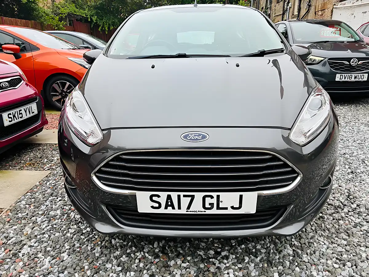 Used 2017 Ford Fiesta Zetec Grey - Interior and Exterior details 11