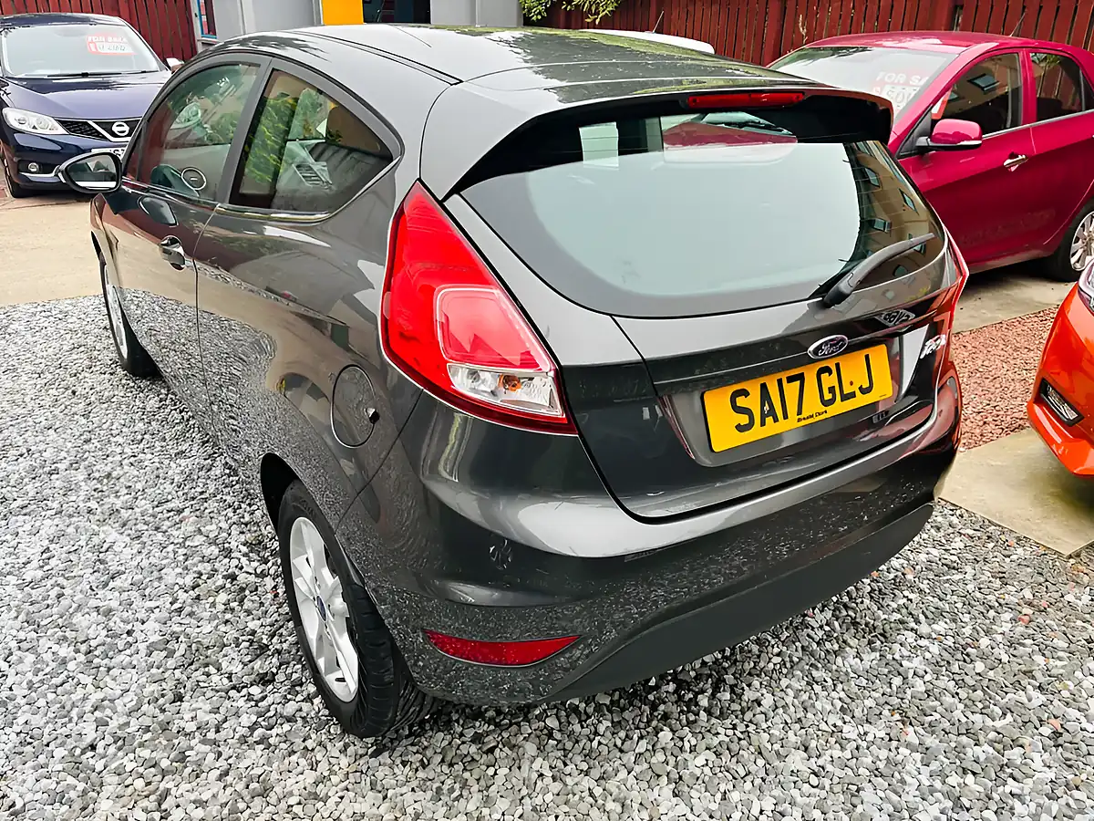 Used 2017 Ford Fiesta Zetec Grey - Interior and Exterior details 13
